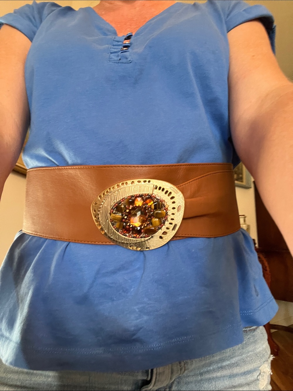 Tigers-eye and gold belt buckle with brown belt size 32-35